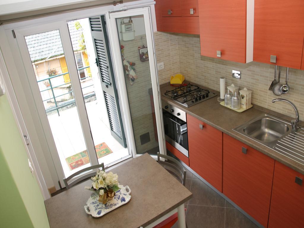 Colombo Flexyrent Studio Rapallo Extérieur photo