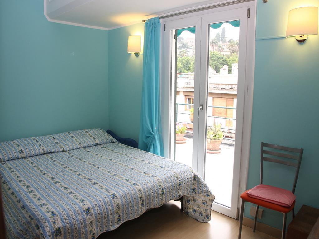Colombo Flexyrent Studio Rapallo Extérieur photo